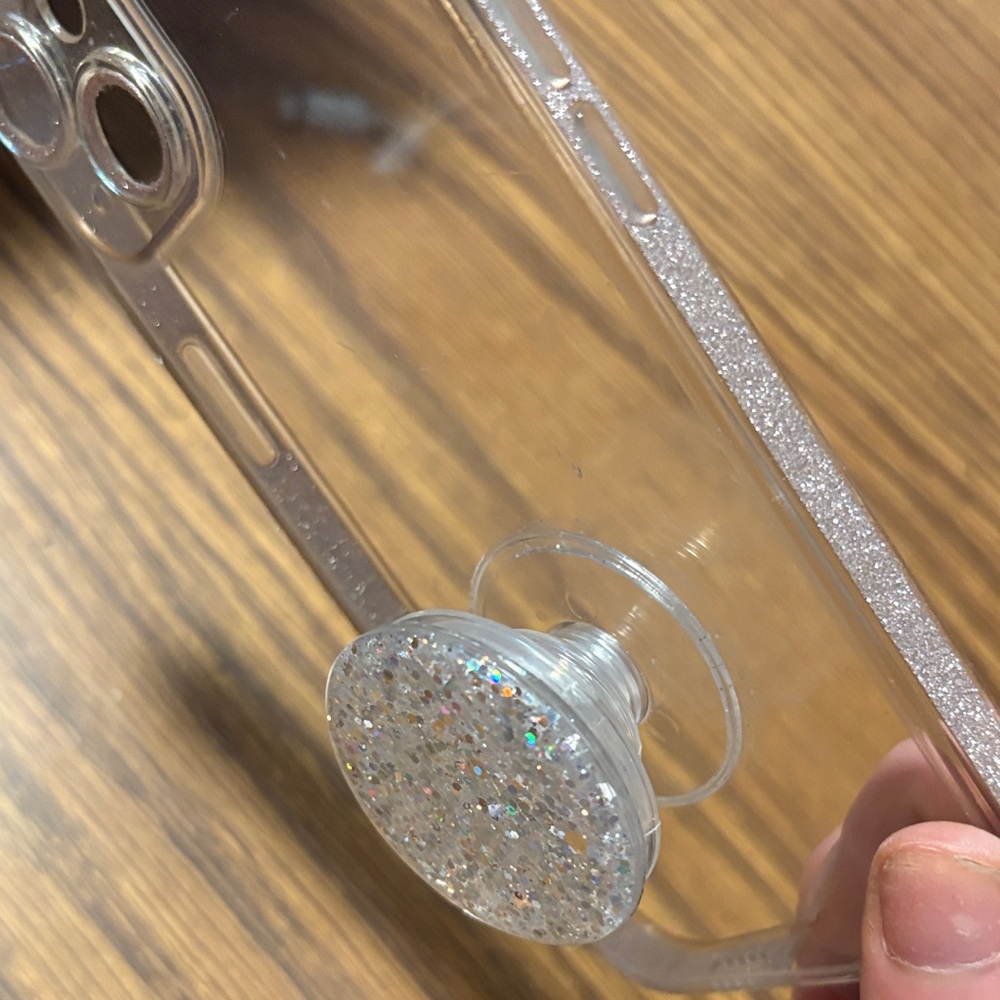 iPhone 14 Clear Glitter Phone Case with pop socket - Picture 3 of 3